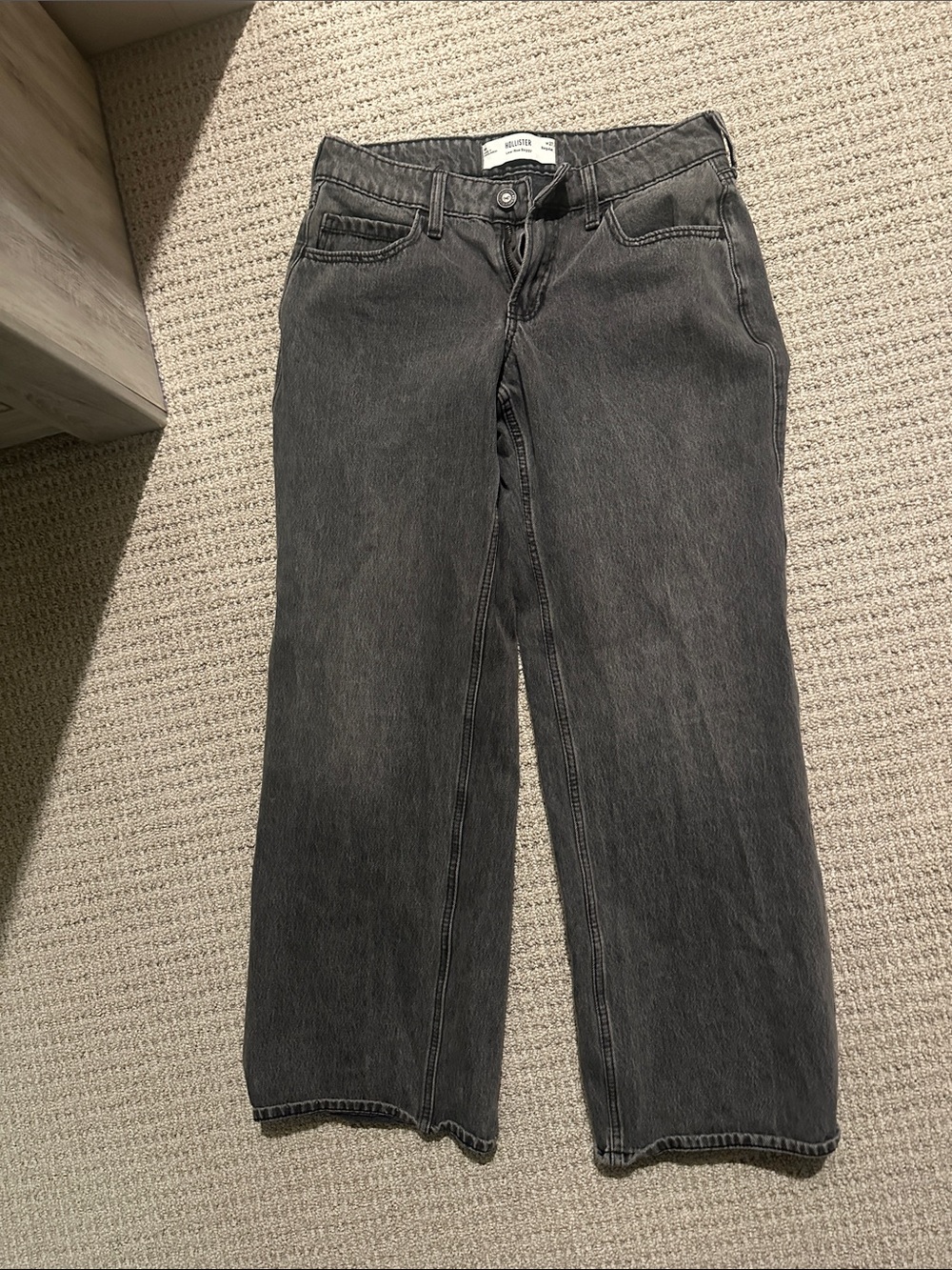 Hollister Women's Relaxed Straight Gray Jeans
